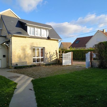 Maisonnette Le Cottage A 50M De La Plage D'Asnelles , 3Km D'Arromanches, 10Km De Bayeux Exterior foto